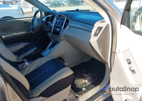 2005 Toyota Highlander V6 from USA, damaged, VIN JTEEP21A350073905